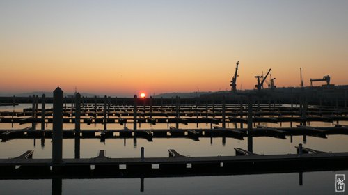 Marina at sunset - Port de plaisance au coucher du soleil