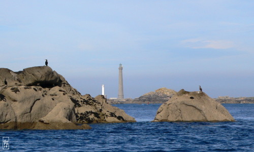 La Malouine rocks and Île Vierge lighthouse - Rochers de La Malouine et phare de l’Île Vierge
