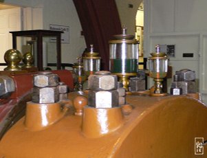 Engine cylinder - Cylindre de la machine