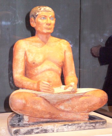 Seated scribe - Scribe assis