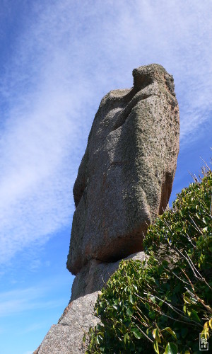 Rocks like a moai - Rochers comme un moaï