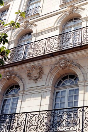 Sculpted facades - Facades sculptées