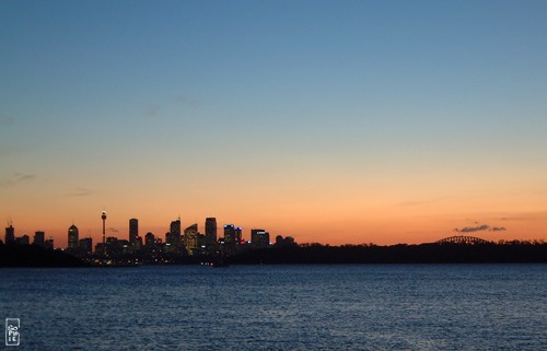 Harbour skyline at sunset - Horizon de la rade au coucher du soleil